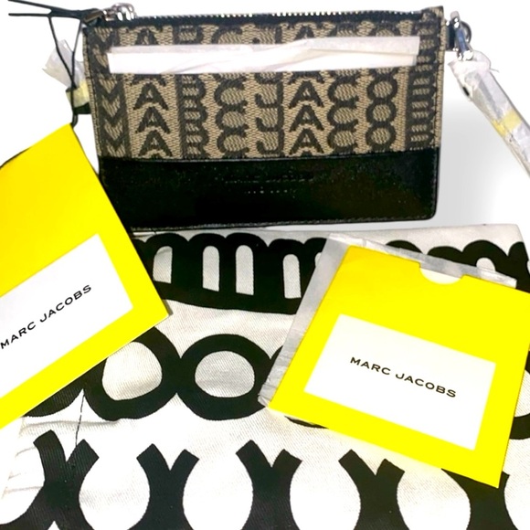 Marc Jacobs The Top Zip Wristlet Canvas Leather Wallet - Picture 2 of 8